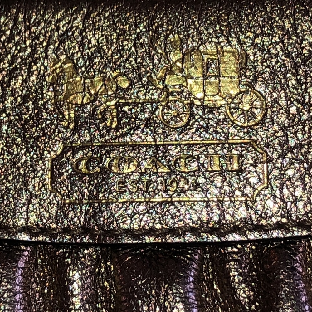 Coach Gold Coach Wristlet Metallic Coach Wristlet Gold Leather Coach Wristlet - Picture 15 of 16